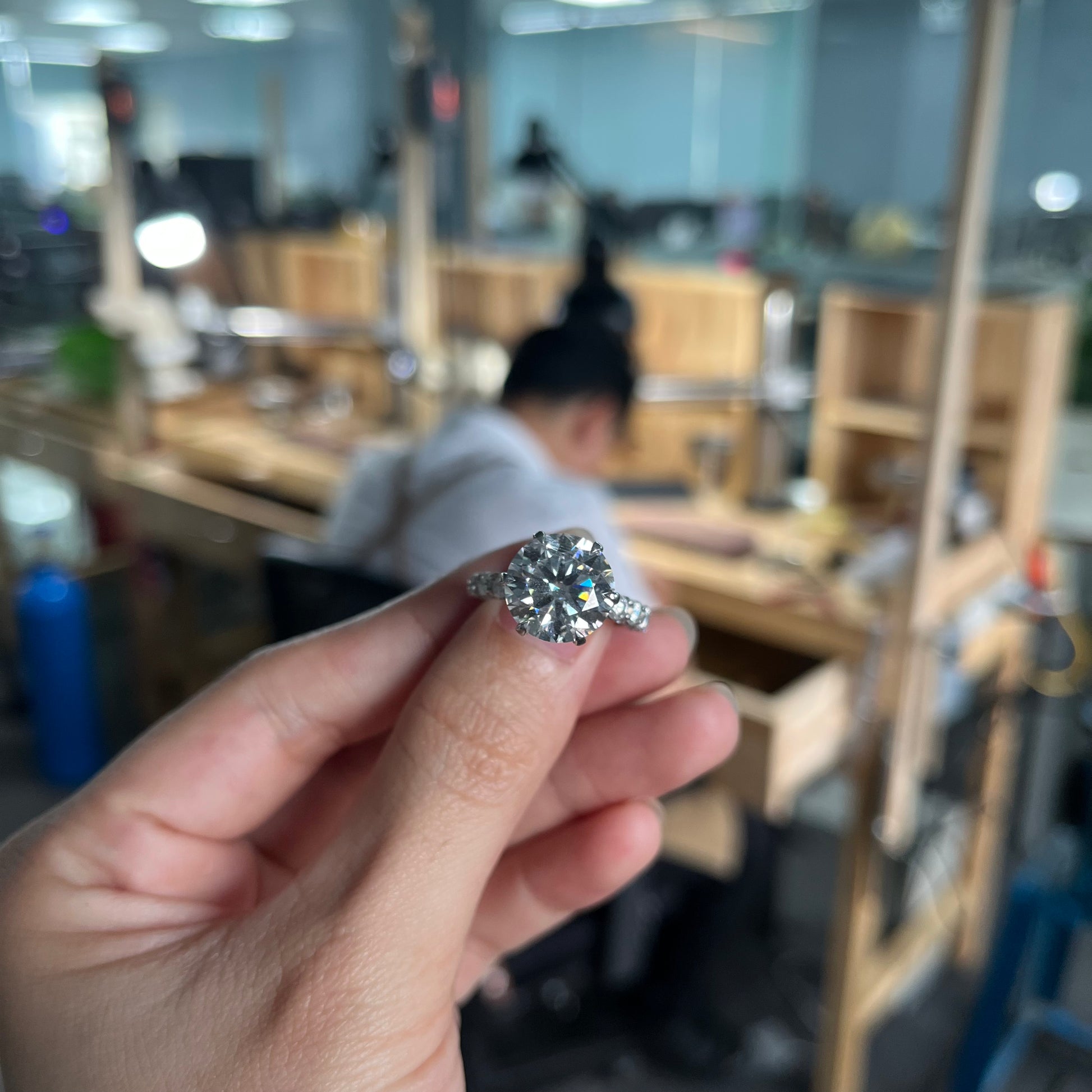 Nhẫn Nữ Đính Đá Moissanite 12mm - Bạc Ý S925- HuyK Viễn Chí Bảo